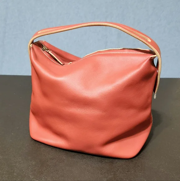 Loewe red leather hand bag - Picture 2 of 10